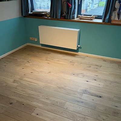 Semi oak parquet